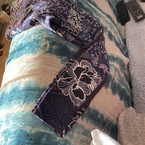 ATHLETA leggings - Picture 3 of 3